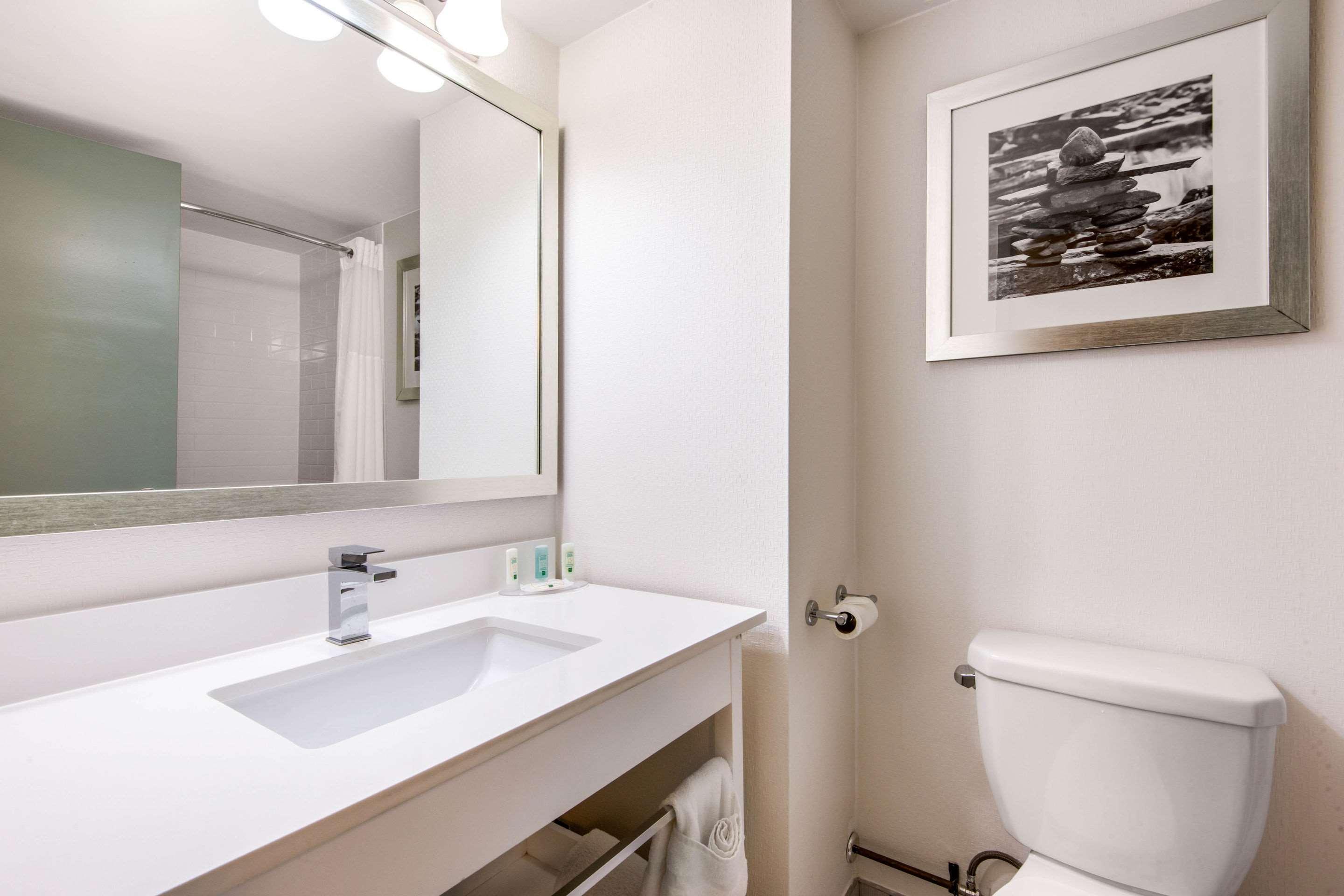 Quality Inn & Conference Centre Orillia Εξωτερικό φωτογραφία