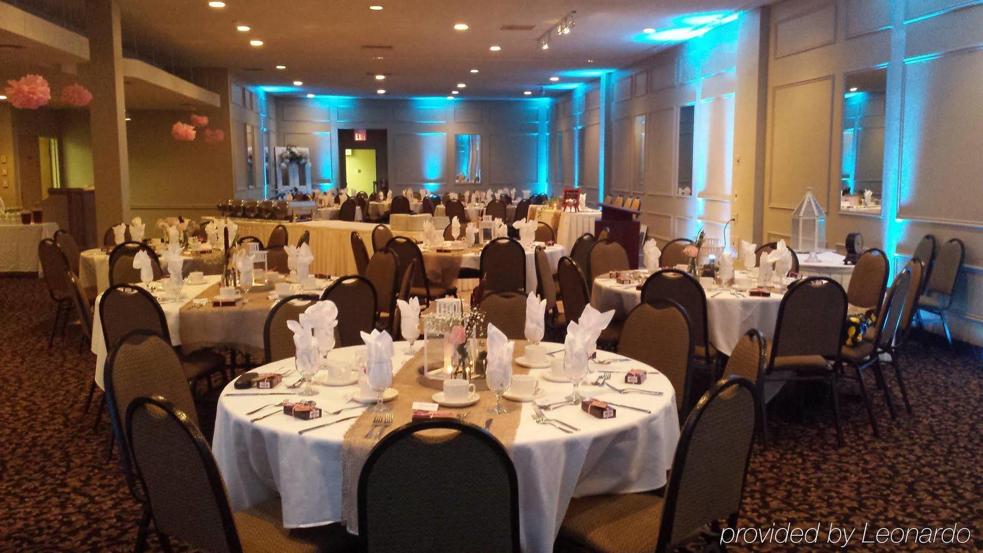 Quality Inn & Conference Centre Orillia Εξωτερικό φωτογραφία