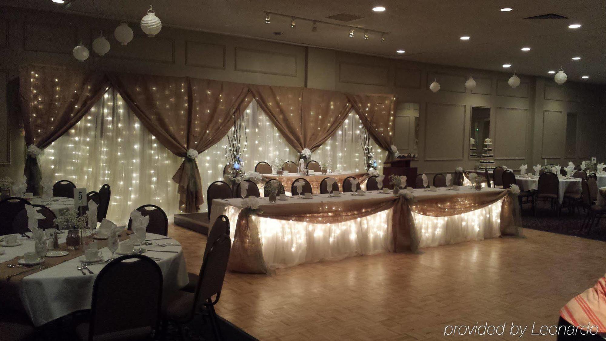 Quality Inn & Conference Centre Orillia Εξωτερικό φωτογραφία