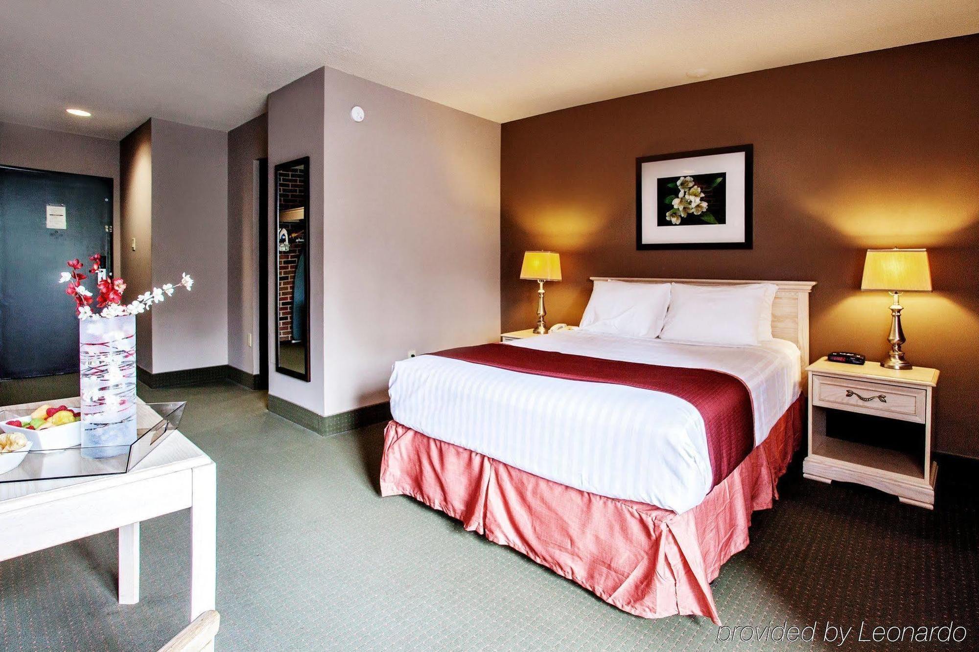 Quality Inn & Conference Centre Orillia Εξωτερικό φωτογραφία